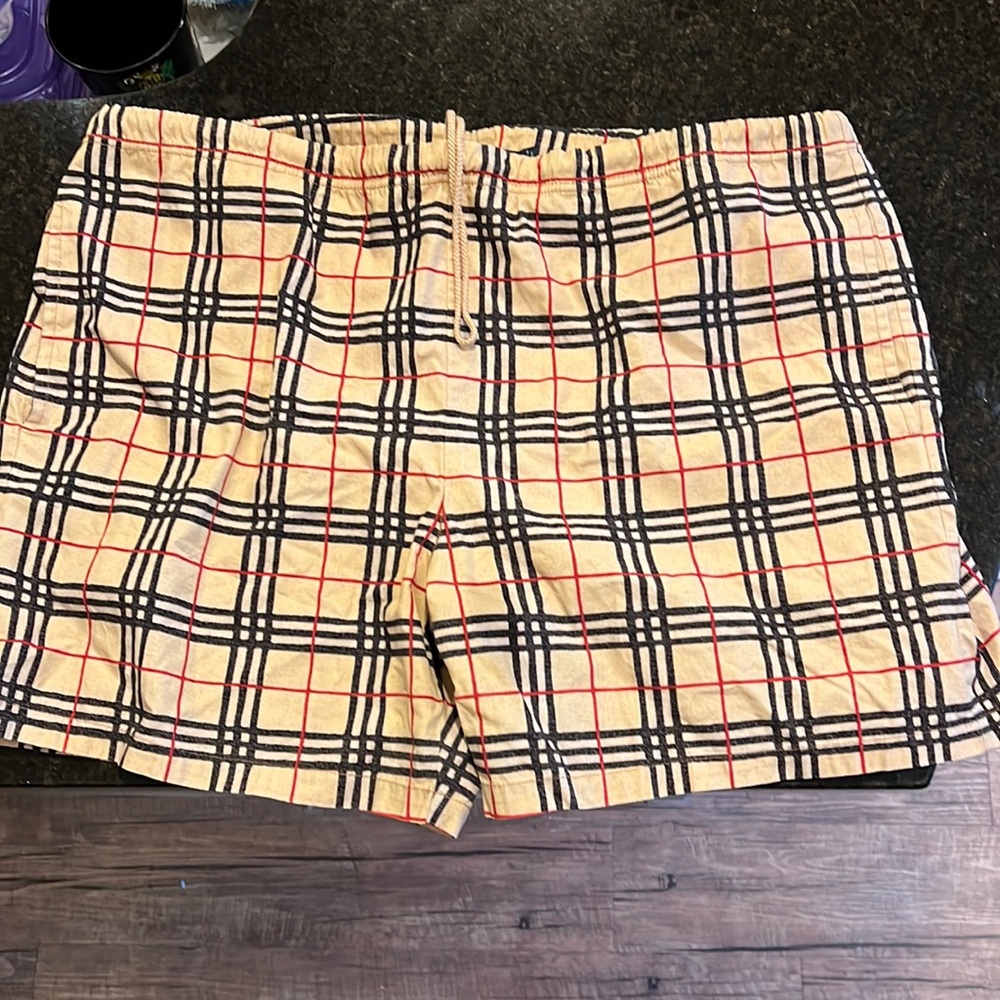 Burberry Men’s Swim Trunks Size L
